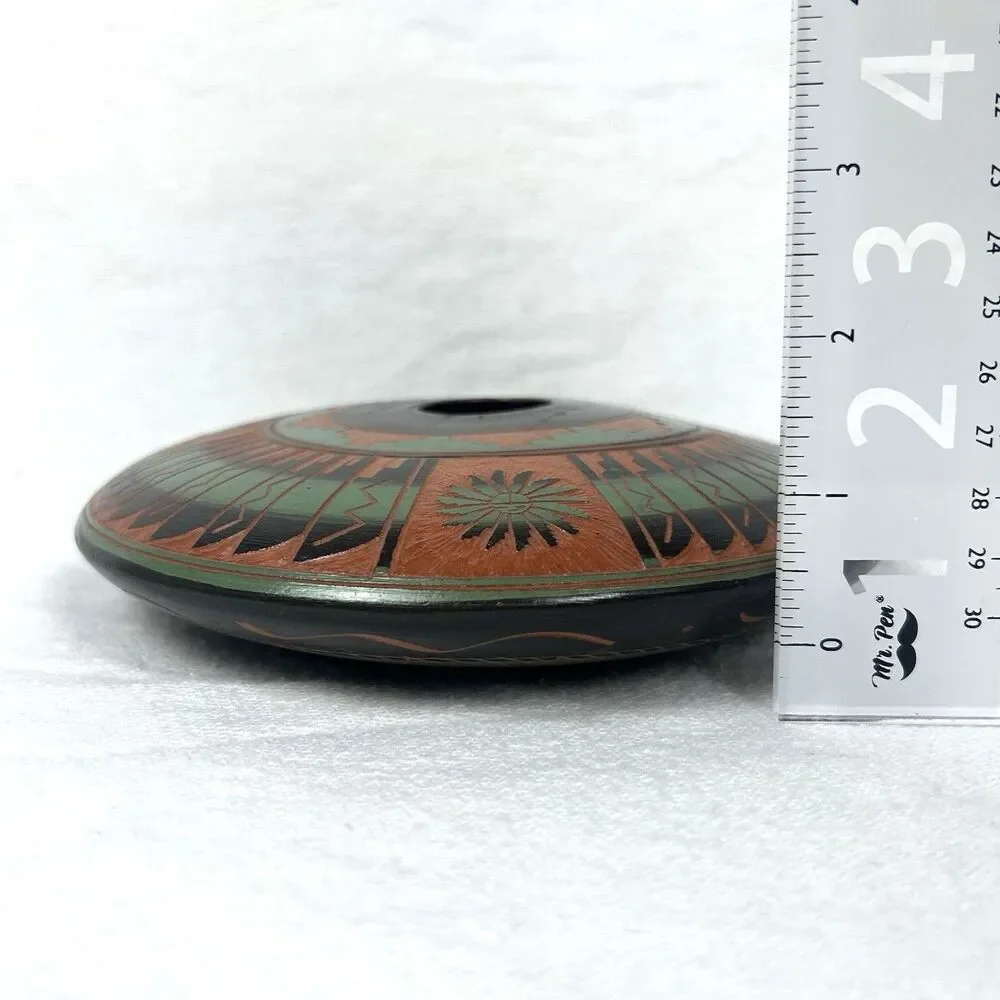 Vintage Dine Navajo Handpainted Etched Geometric Pattern Seed Pot 6